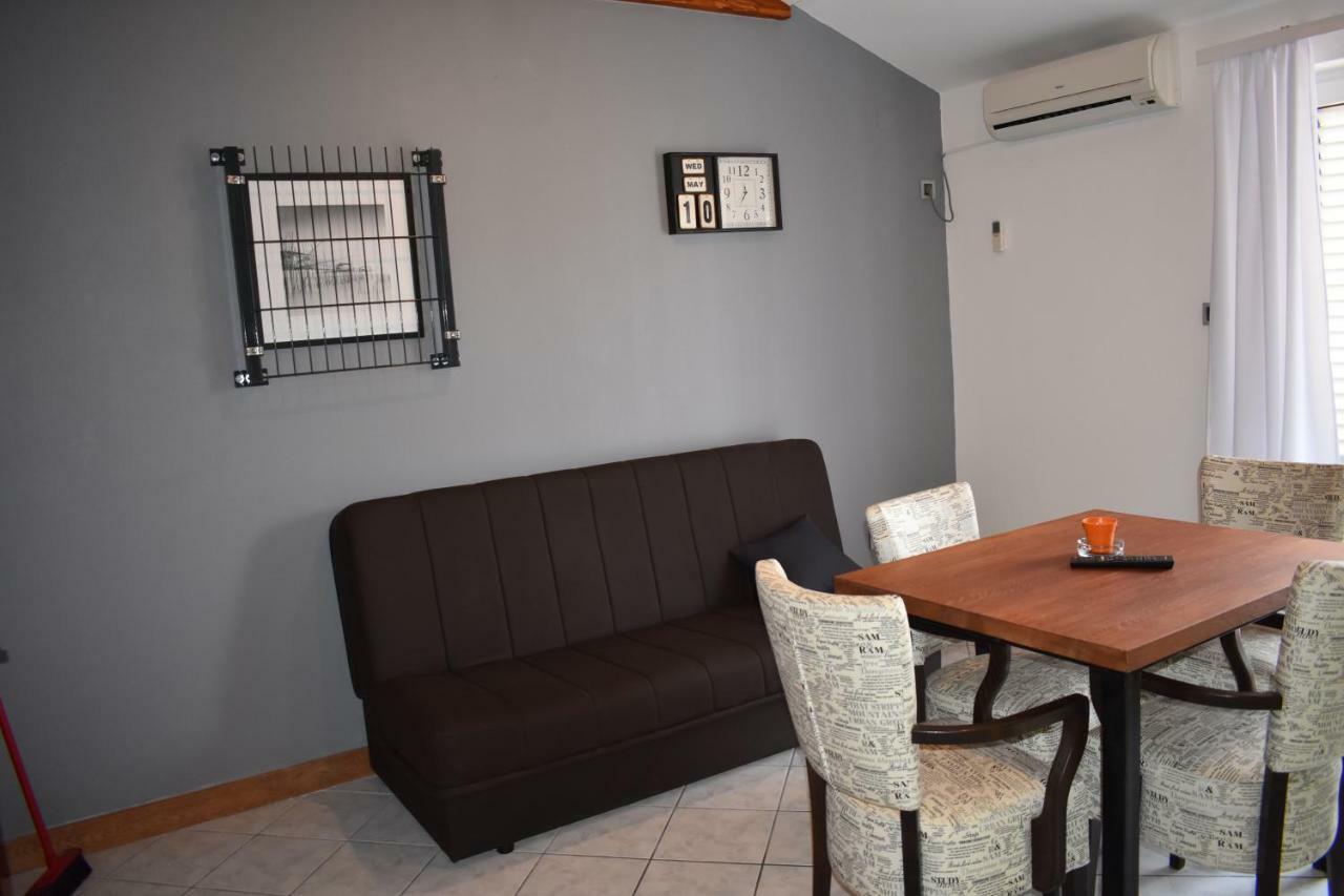 Sanic Apartments 518 لوبار المظهر الخارجي الصورة