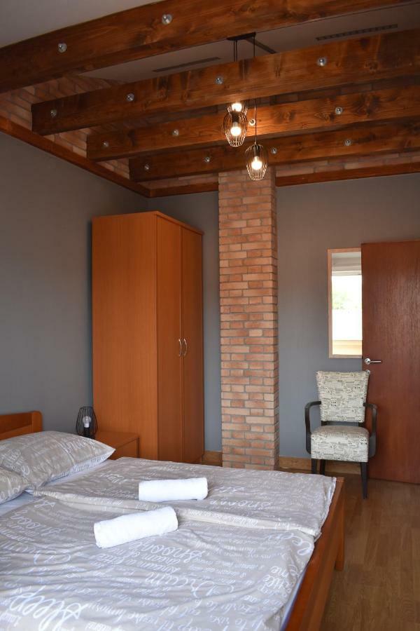 Sanic Apartments 518 لوبار المظهر الخارجي الصورة